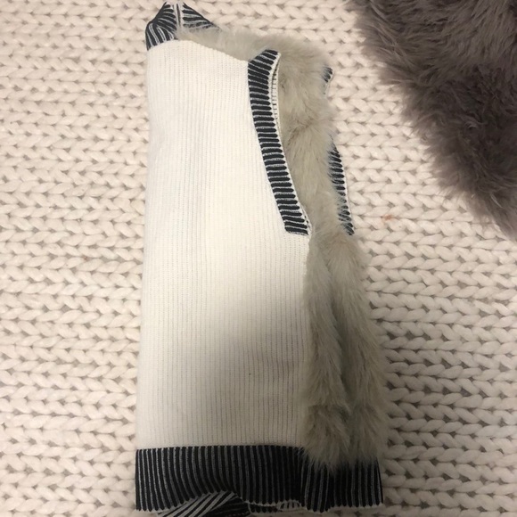 Faux fur vest - Picture 5 of 5